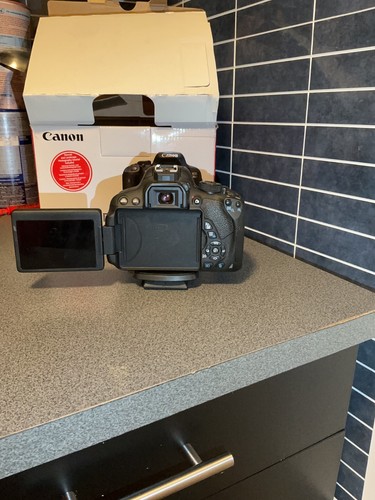 Canon eos 700d - canon,