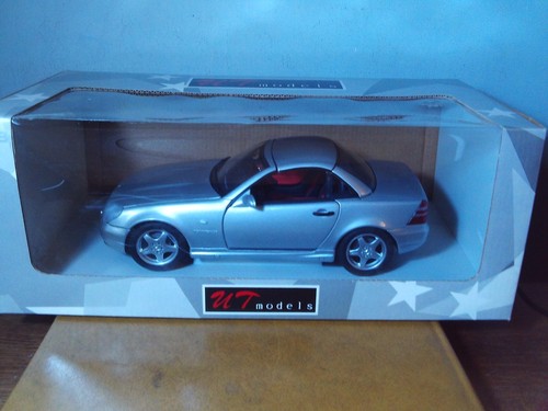 Models 26151 mercedes - models,