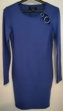 wunderschönes blaues Kleid