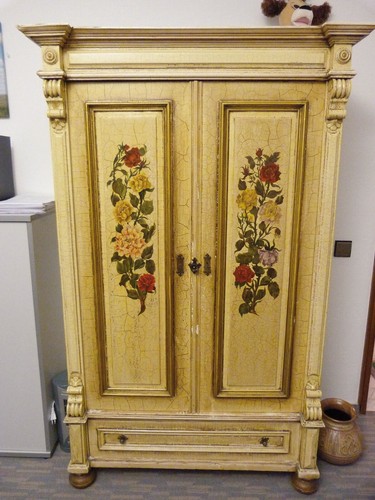 Antiker bauernschrank mit - ++,