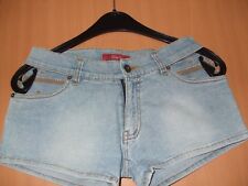 Peppige kurze Jeans,Stretch,0hne Taschen!Knapp sitzend!Ausgefallen!Größe XS,NEU!
