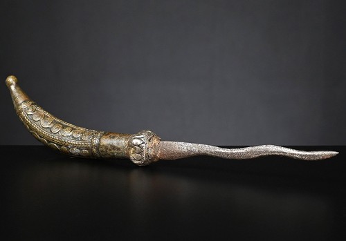 Small ritual dagger