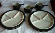 X012 Goebel Oeslauer Manufaktur -  4x Porzellan,  Fondueteller Servierteller + S