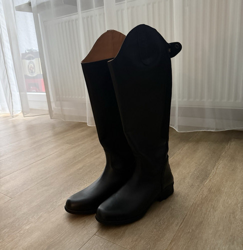 Schwarze kniehohe reitstiefel - kniehohe,