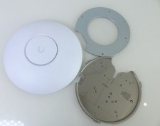 Ubiquiti Unifi U7-Pro Wireless Access Point mit Halterung gebraucht #KD B