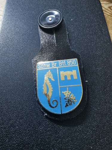 Brustanhänger
