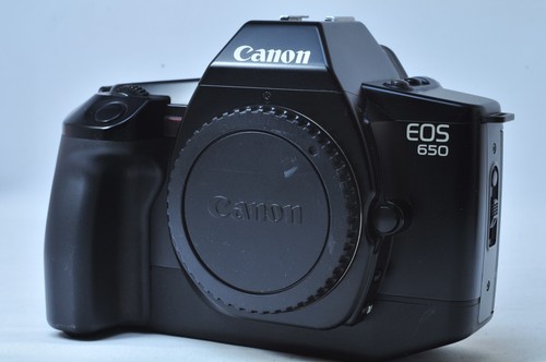 Sakurado kamera canon eos - @,