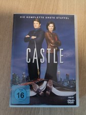 CASTLE DIE KOMPLETTE ERSTE