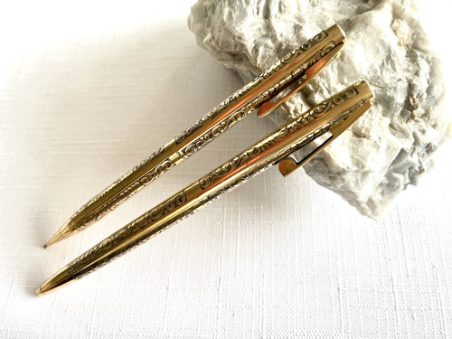Kugelschreiber und bleistift - und,