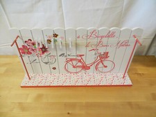Memoboard mit Wäscheklammern und Fahrrad pink im Vintagelook aus Frankreich