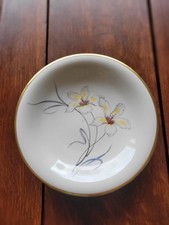 Schöner, alter Teller mit