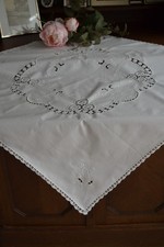 Spitzen-Decke, 80 x 80 cm  Landhaus-Style,  hochw. Spitzeneinsatz, Häkelrand