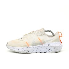 Nike Damen Space Hippie 04