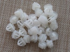 20x Kühlergrill Schutzleiste Clips für Peugeot 106 206 806 Citroen Jumpy 6995X3