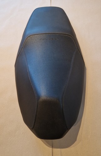 Original peugeot tweet - peugeot, 50
