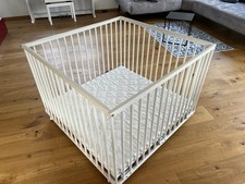 Sämann Baby Laufgitter Laufstall Weiß/Holz 100x100cm mit Träumeland Matratze