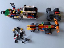 Teilekonvolut Lego®, Polizeiboot Police und 2 Rennflitzer m. Aufzieh-Motor