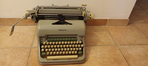 Alte olympia schreibmaschine - alte,