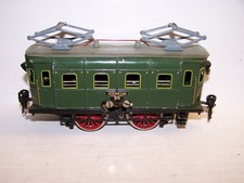 schöne alte Märklin Spur 0 Blech 20V Elektrolokomotive RS 66/12910 ? 12900