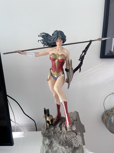 Sideshow premium format wonder - premium,