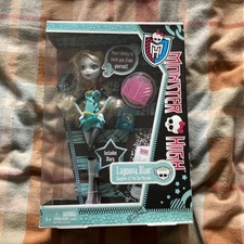 Monster High Wave 2 Schools