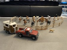 Schleich Pferd Pferderanch Farm Jeep Pferdeanhänger