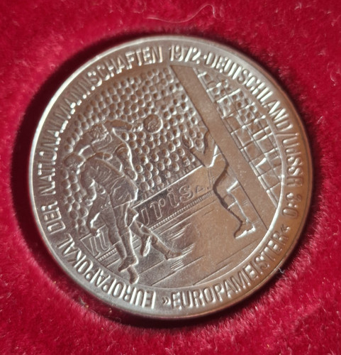Medaille der 1974 - der,