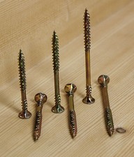 Verlegeschrauben für OSB gelb verzinkt 4,5 x 50/60/70 mm Verlegeplattenschrauben