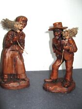 Wachsfigurenpaar Besenbinder, Wachsfiguren mit Reisigbündel