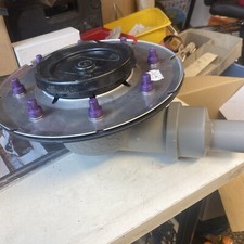 Kessel Boden- und Deckenablauf "Pressflansch"Senkrecht Ecoguss mit Schlitzrost  