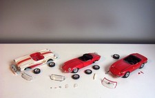 3 x REVELL 1:24 Bausatz Ersatzteile, 1988 Corvette, Jaguar, Ferrari, incl. Räder