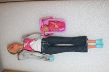 Mädchen Puppe ,- Barbie Nachbau ,- KEIN ORGINAL  ,- mit Baby im Tragekorb !!