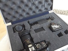 Nikon F 301 mit Objektiven Im Koffer 
