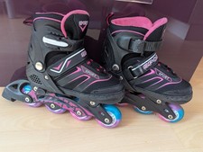 Verstellbare Mädchen Inlineskater Rollschuhe Gr.30-33 mit Licht