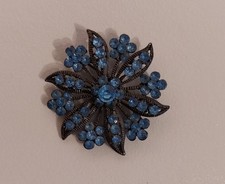 Vintage Brosche mit blauen