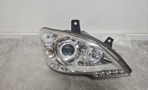 Frontscheinwerfer