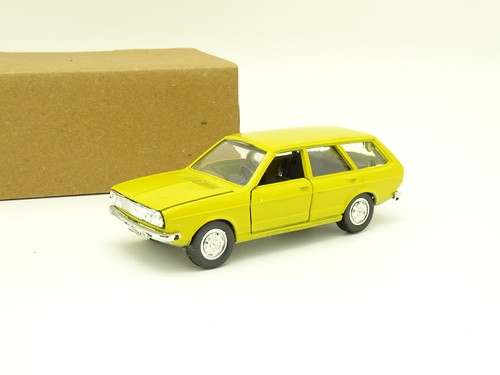 Schuco vw passat - 1/43, b1