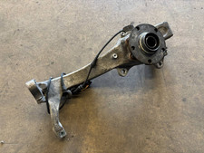 Radlagergehäuse vorne rechts