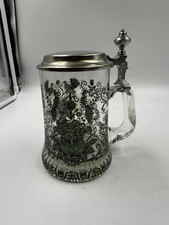 Glas Bierkrug mit Zinndeckel