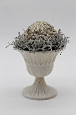 Metallkelch, kleine weiße