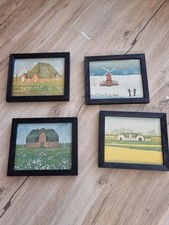 kleine Bilder mit Holzrahmen