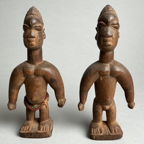 Fon holz zwillings - figur, paar