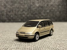 Realtoy Ford Galaxy 1:64