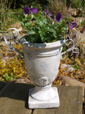 Blumentopf mit Henkel Pokal Pflanztopf Übertopf Shabby Antik-Look Vintage 23,5cm