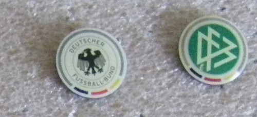 Fussball ältere pins - fussball,
