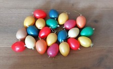 22 alte bunte Plastik Ostereier Plaste Osterdeko innen/außen