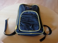 1. Camping Rucksack mit Geschirr Messer, Teller, Tassen, Löffel, Gabeln