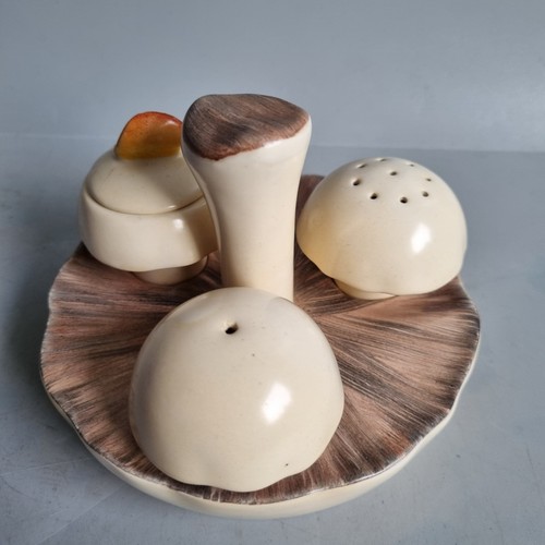 Vintage carlton ware - vintage, pilz