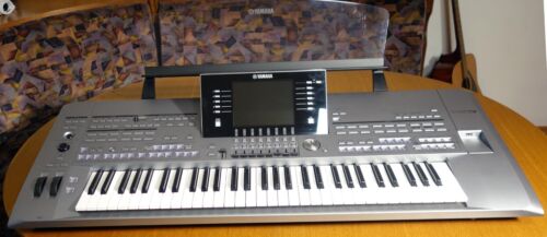 Tyros yamaha - t5/61,