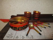 schönes altes Geschirr aus Holz handbemalt, russisch, Vintage